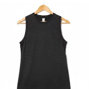 oiselle Black Ribbed Muscle Tank